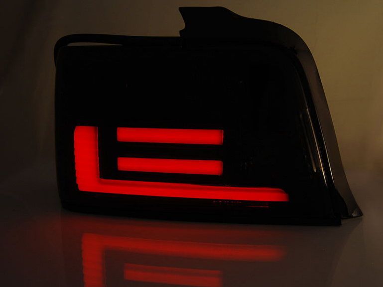 LED Upgrade Design Rückleuchten für BMW 3er E36 Limousine 90-99 schwarz/rauch